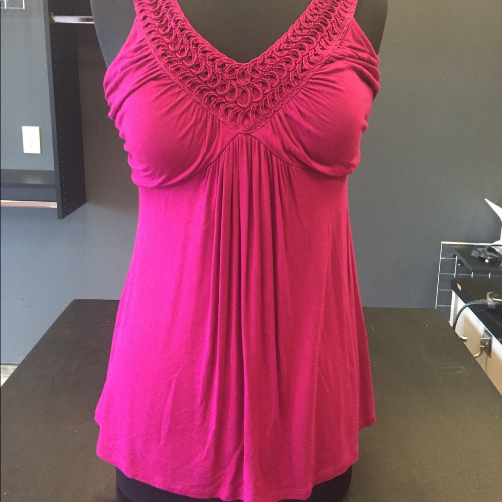 Purple sleeveless shirt