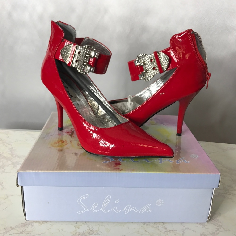 Selina Red Elegant Pumps