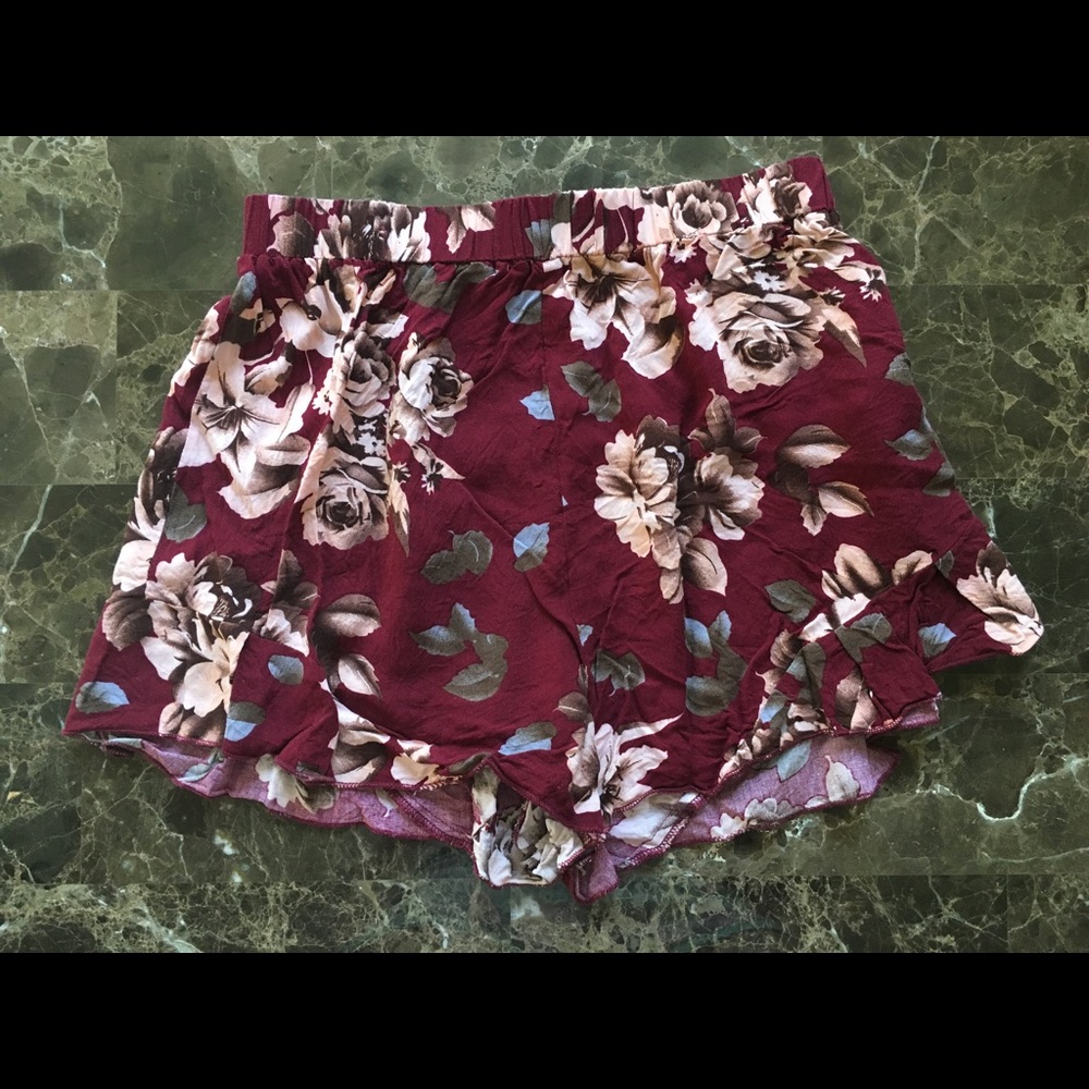 Cute flowy flower shorts