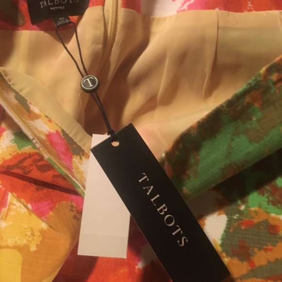 Talbots petites floral pencil skirt - Picture 3 of 4