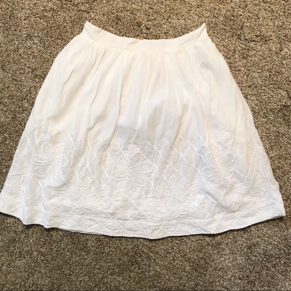 A) Anthropologie Floreat flower embroidered skirt - Picture 4 of 8