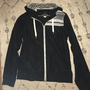 Empyre wind breaker
