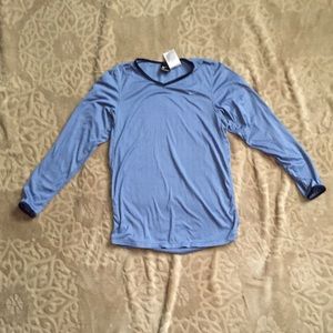 Very Nice & Light Nike Workout Shirt.