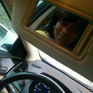 Meet your Posher, Abra