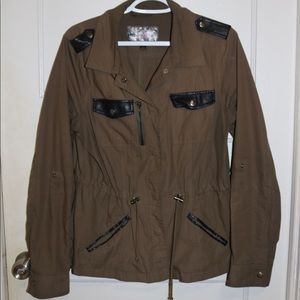 Olive green convertible jacket