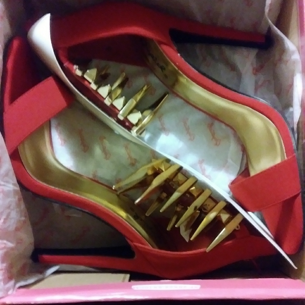 Dark Red Nubuck. Ladies Shoe