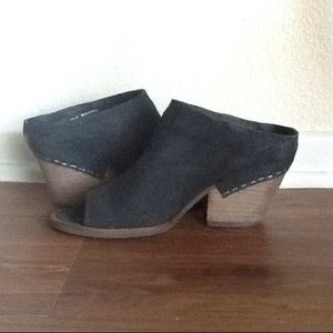 Dolce Vita Vanesa Black Nuback Open Toe Mule SALE