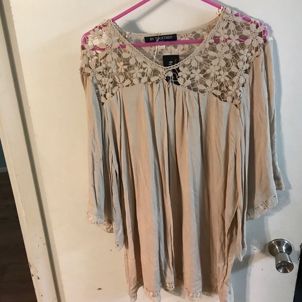 Cute beige shirt with lace detail