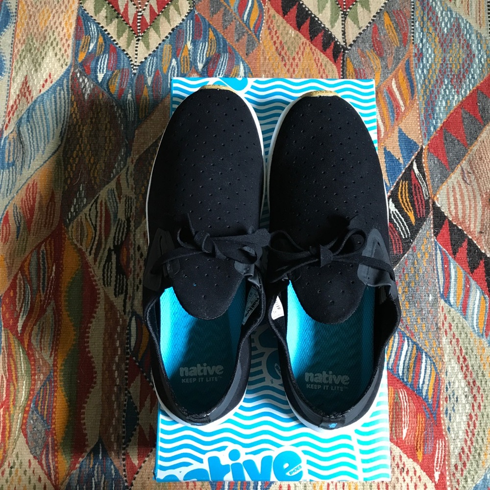 Brand New Native Apollo Moc Size 8