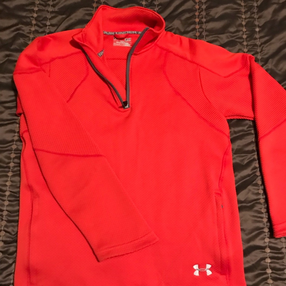 Zipper pullover