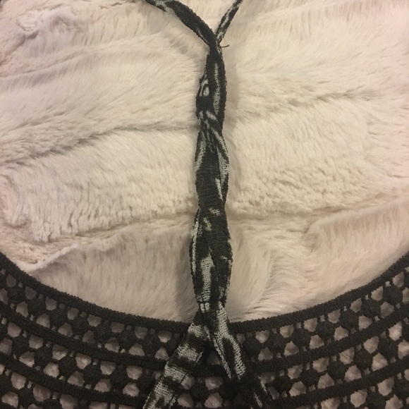 Tank - Picture 4 of 6