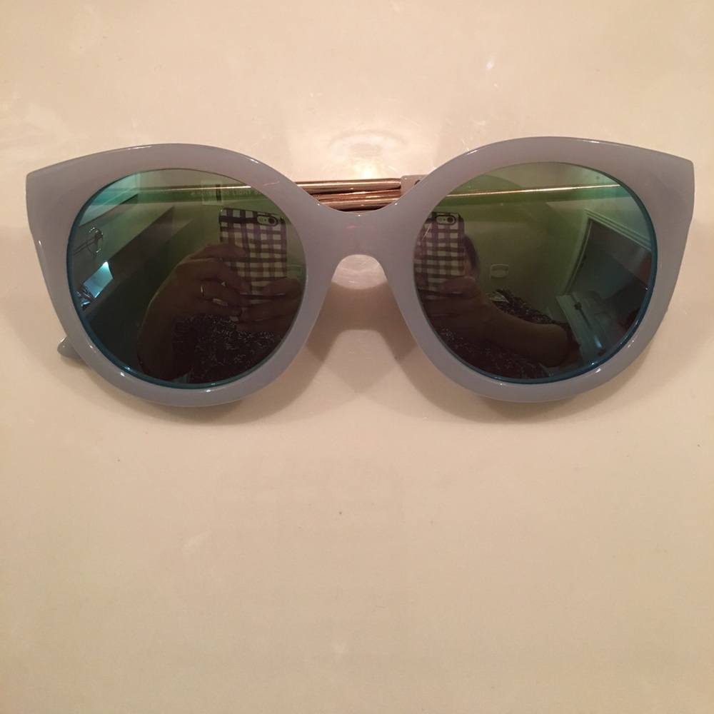 Baby Blue Mirrored Glasses !