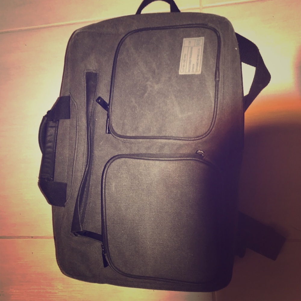 Unisex Breifcase / Backpack
