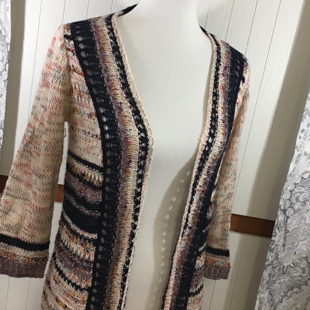 Maurices 3/4 sleeve knit sweater.