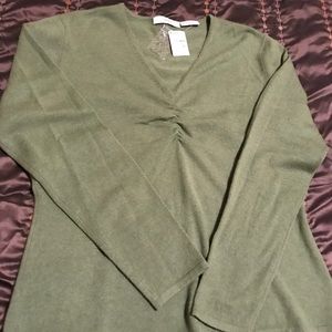 Neumann Marcus Cashmere Sweater