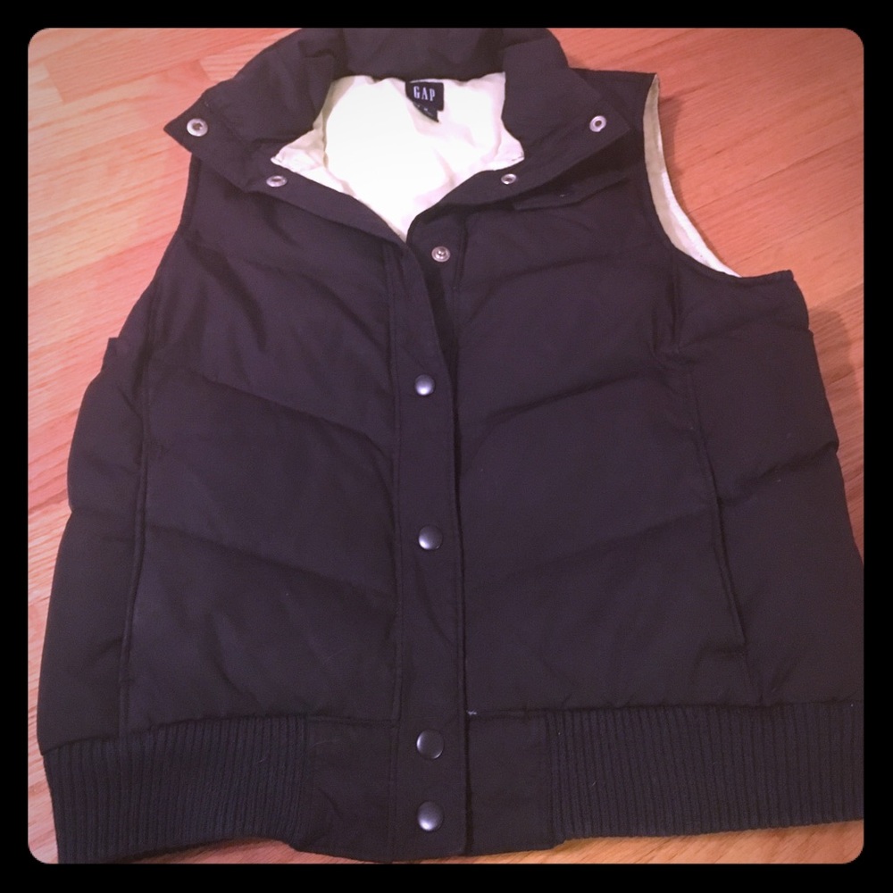 Women's Black Vest with Green inside