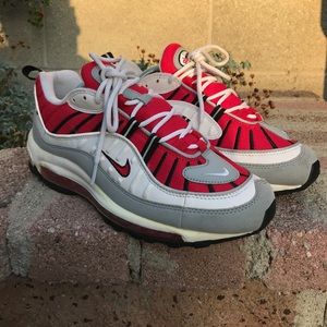 Nike Air Max 98 Retro .