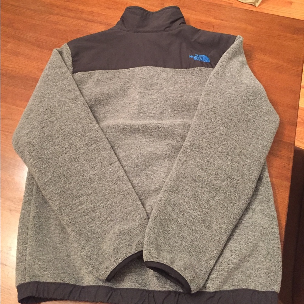 North face jacket - Picture 2 of 4