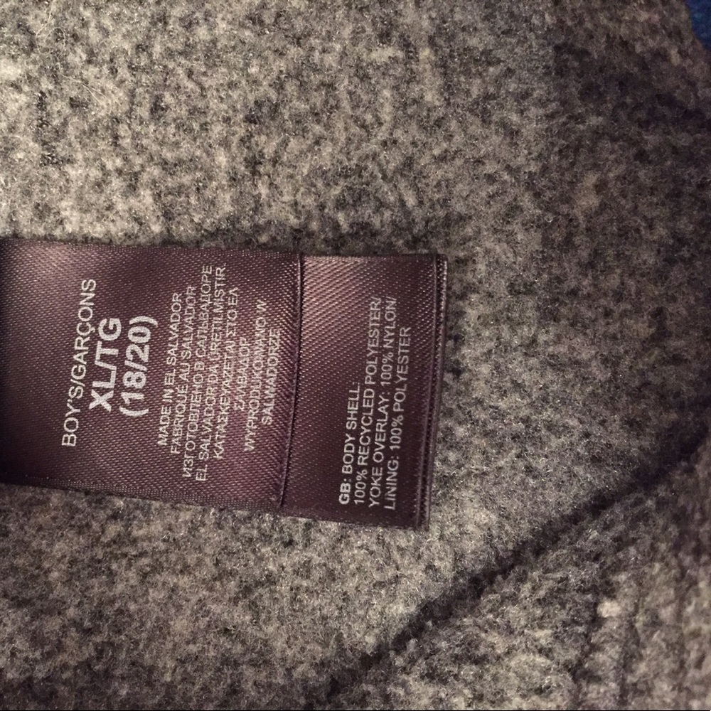 North face jacket - Picture 3 of 4
