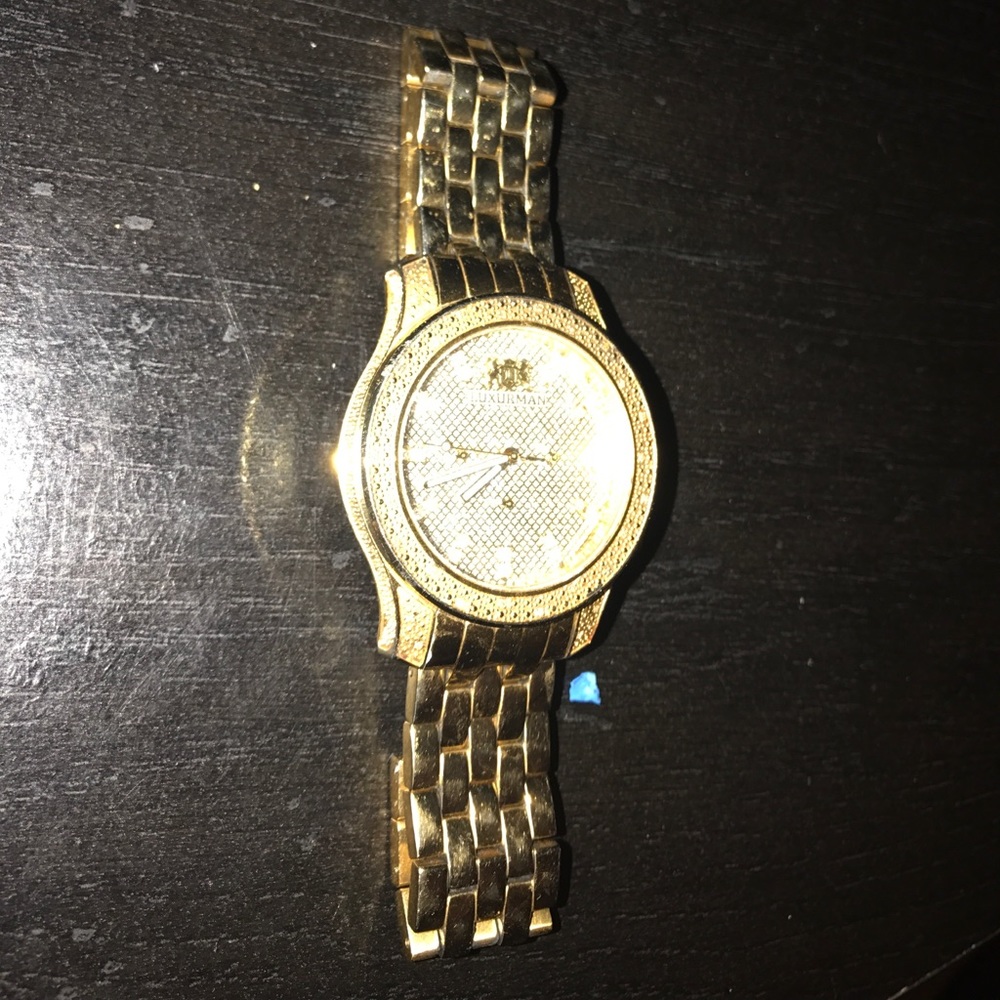 Luxurman 0.5 ct diamond watch (slight wear)
