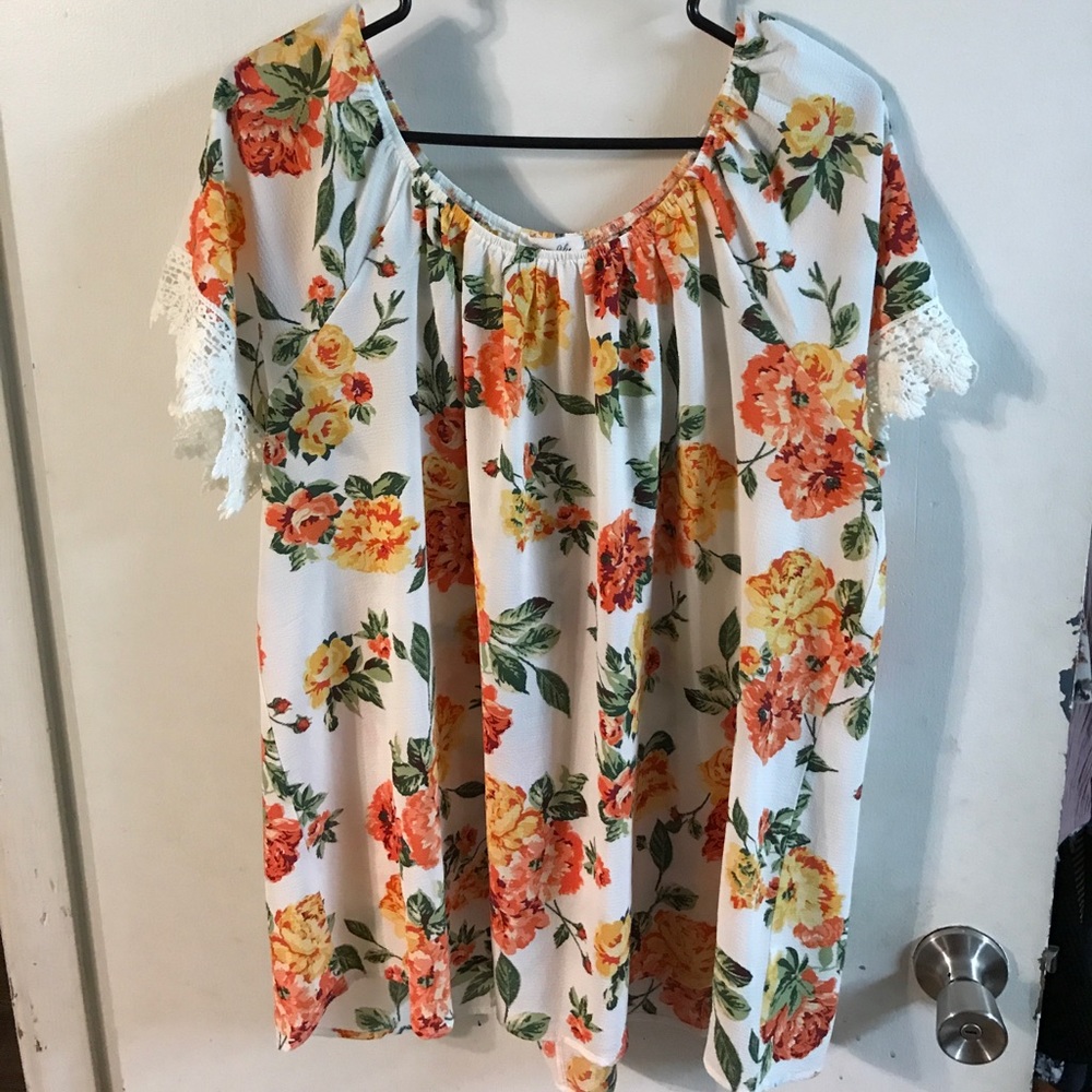 Cute flower print shirt