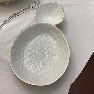 Lilly Pulitzer for target pineapple bowl gold trim