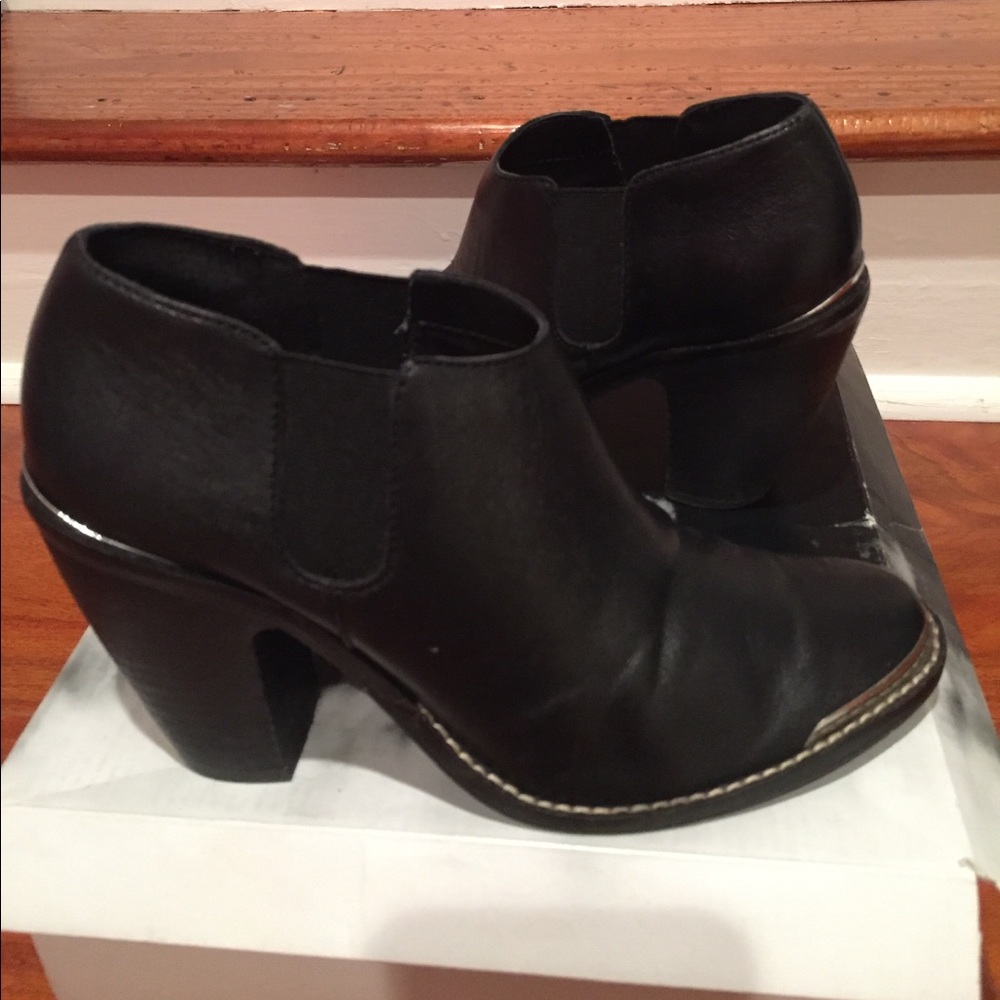 Dolce Vita Black Leather Booties