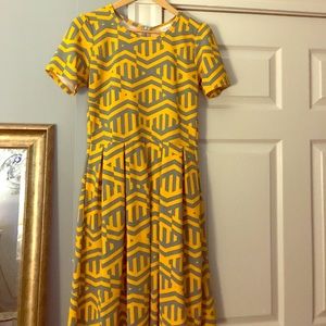 *SALE* Medium Lularoe Amelia Dress