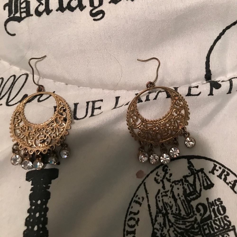 Dangly gold earrings