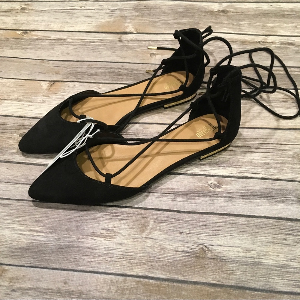 Black and Gold Pointed Toe Wrap Flats