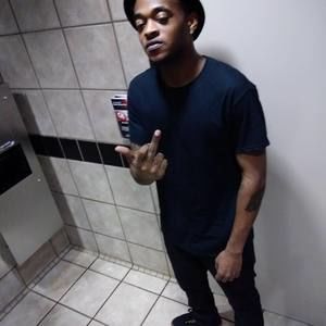 Meet your Posher, Tray