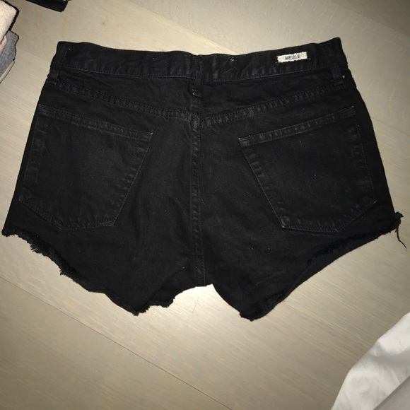 Black jean shorts - Picture 2 of 2