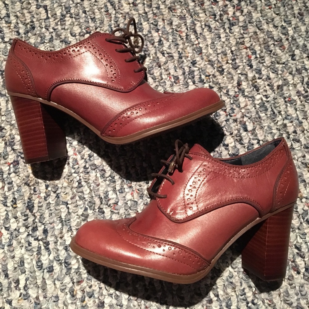 Tommy Hilfiger booties
