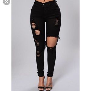 Ripped Glistening Jeans Black Fashion Nova size 5