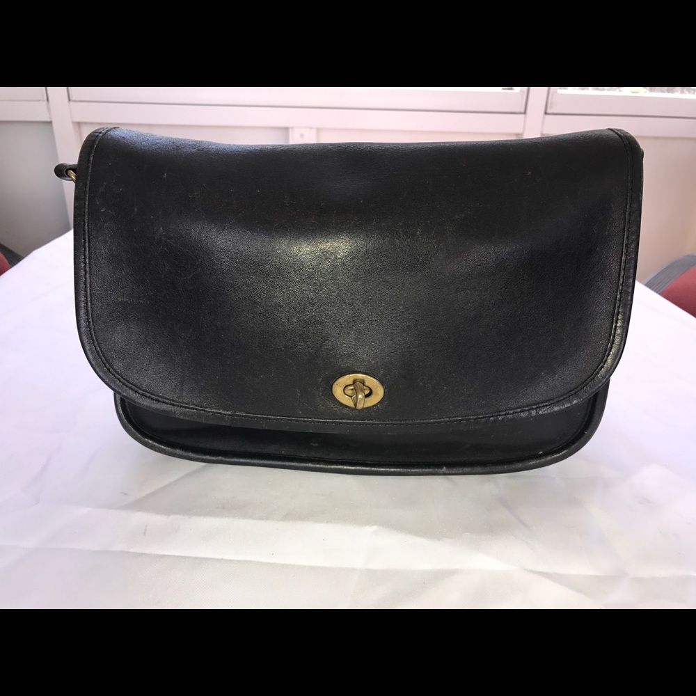 Vintage black leather Coach cross body bag #3715