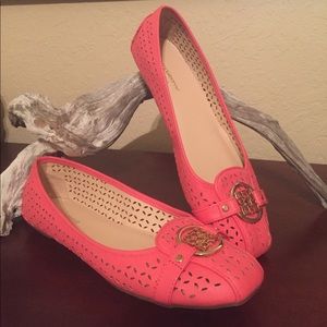 NWOT Liz Clairborne pink dress flats size 7.5