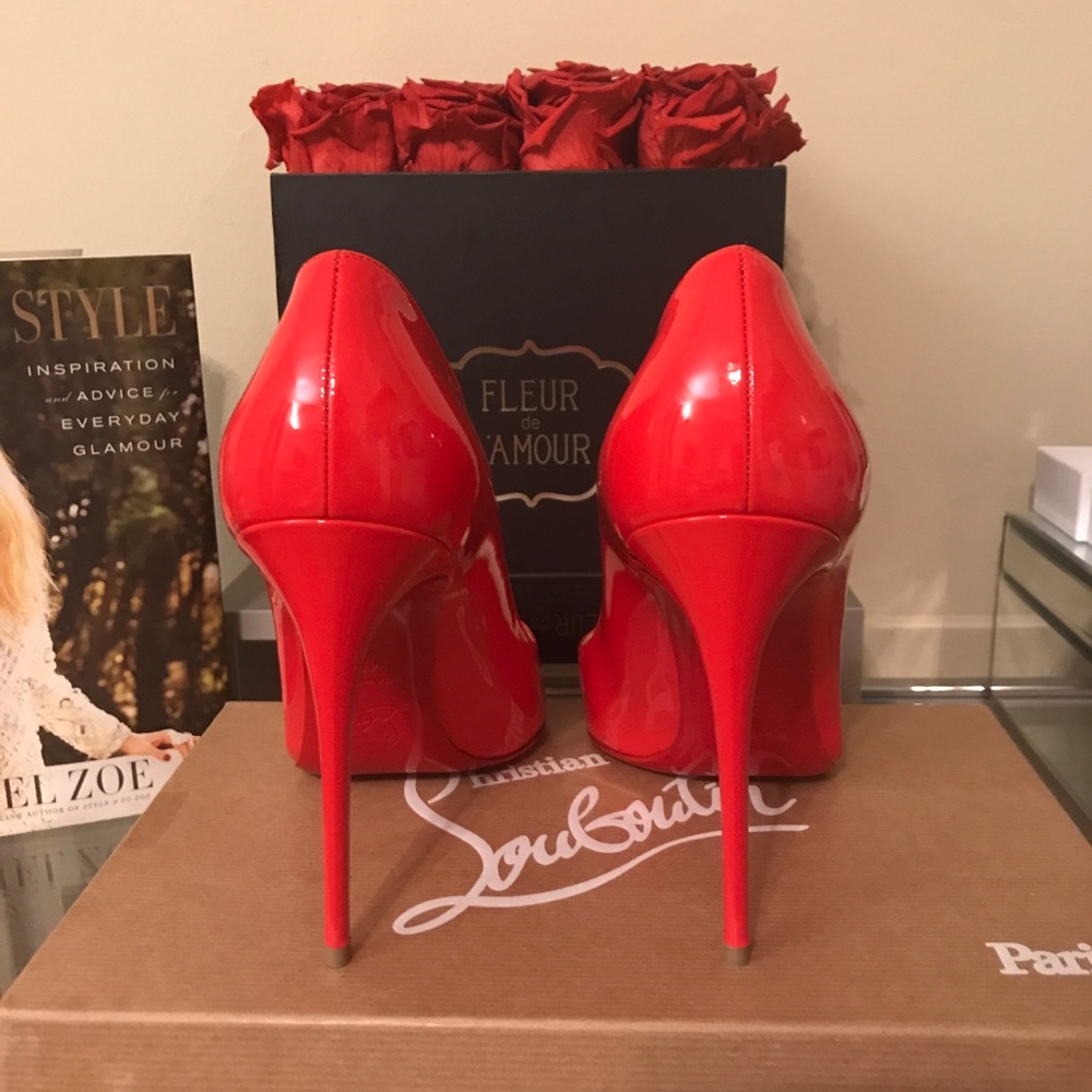 BNIB Christian Louboutin Pigalle Follies 40 - Picture 1 of 5