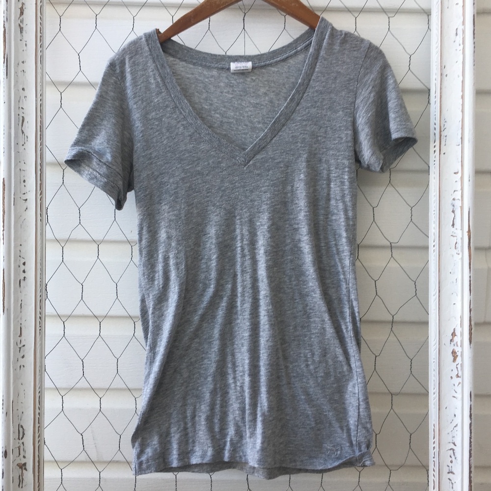 VS PINK Comfy tee