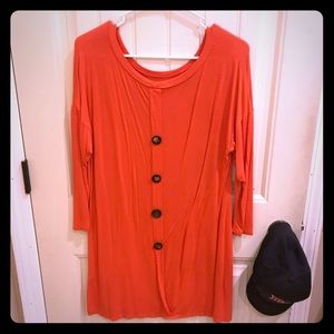 Tunic with pockets