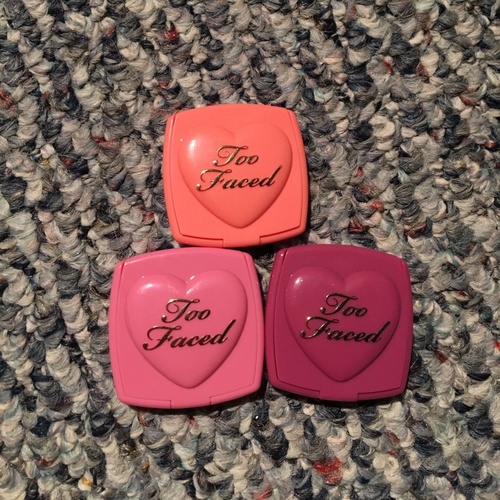 Too Faced travel size blushes