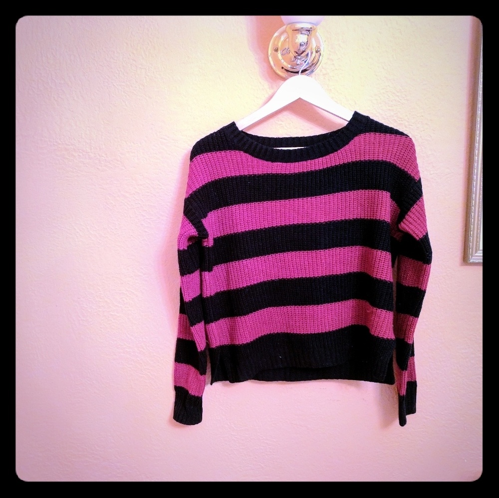 Trendy red and black fall sweater