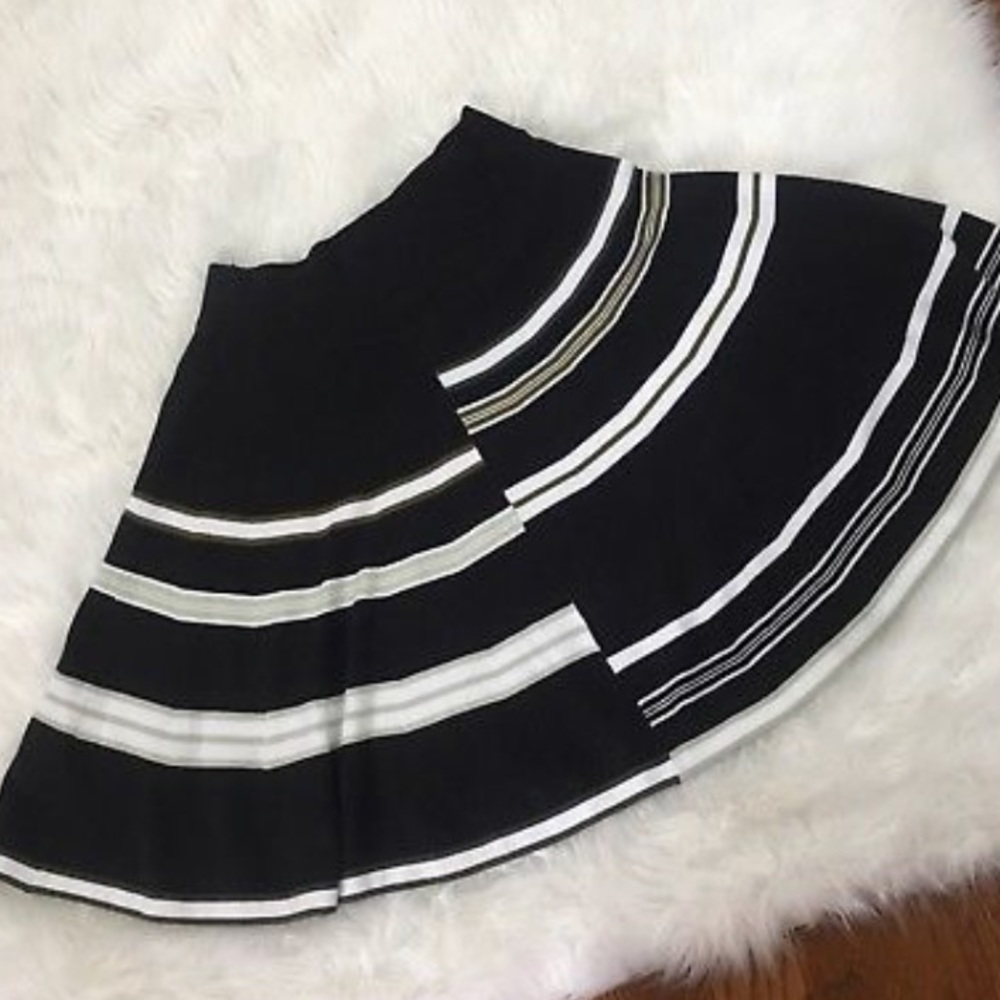 BCBG Cadet Combo Black Multi Mini Skirt