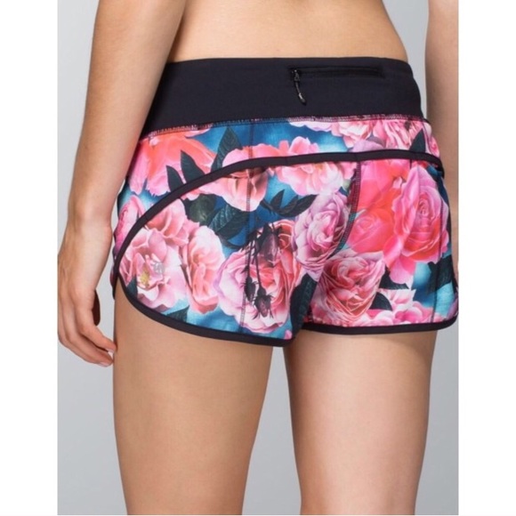 lululemon athletica Pants - Lululemon Speed Short