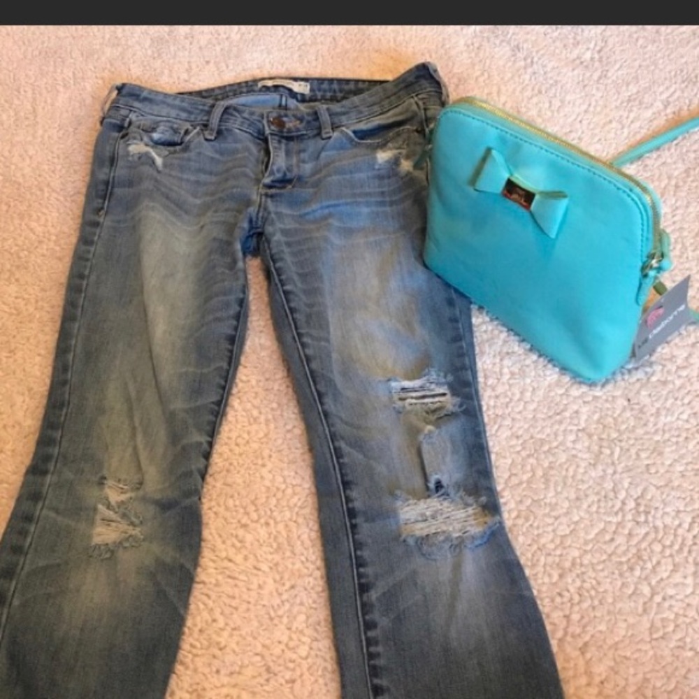 💝FINAL MARK DOWN💝 Liz Claiborne Crossbody - Picture 2 of 7