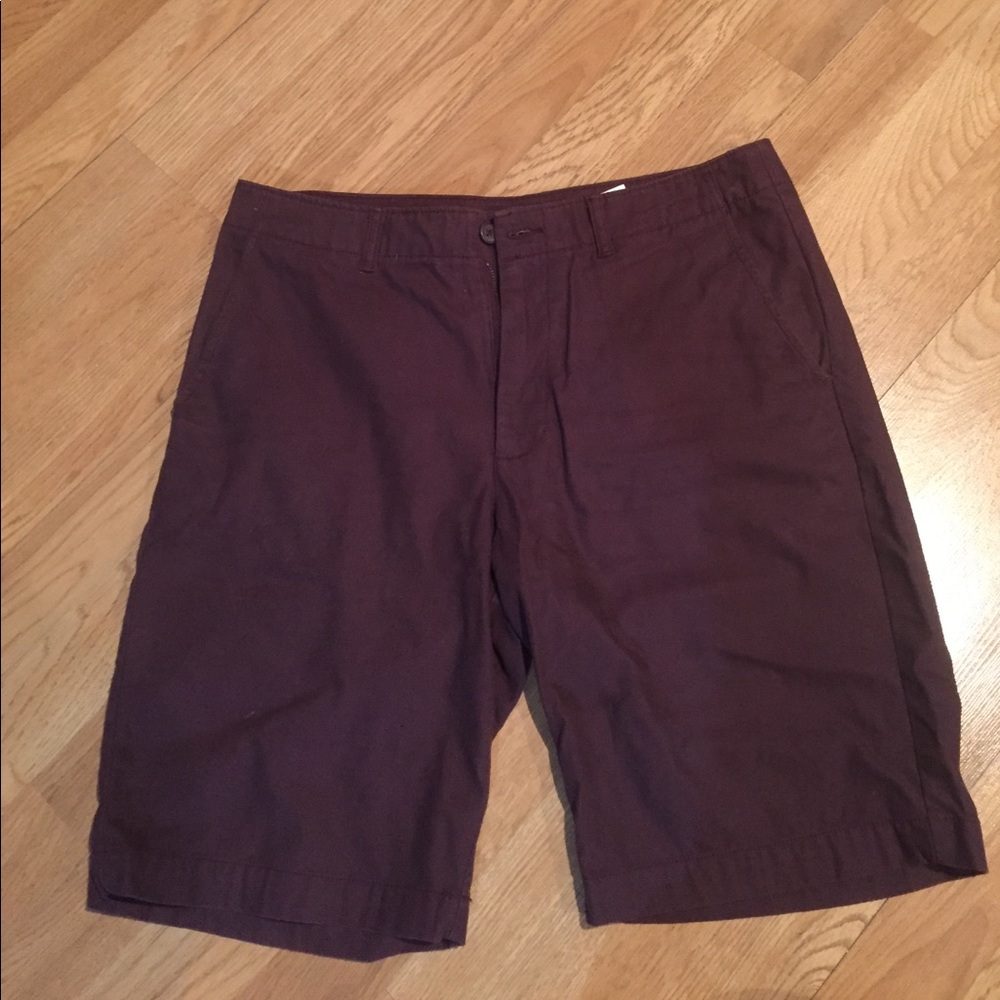Rarely Worn Maroon Old Navy shorts