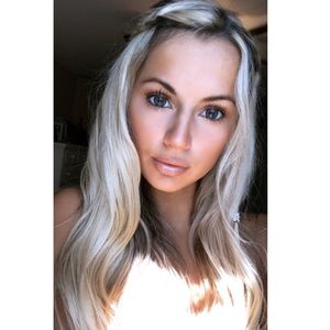 Meet your Posher, Mikayla