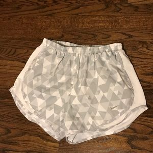Nike Tempo Short