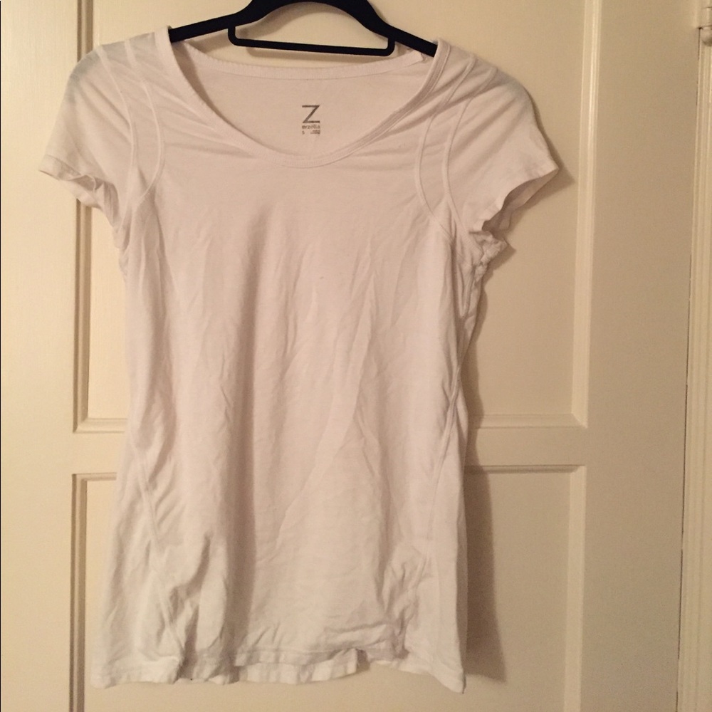 White Zella workout t-shirt!