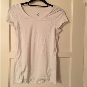 White Zella workout t-shirt!
