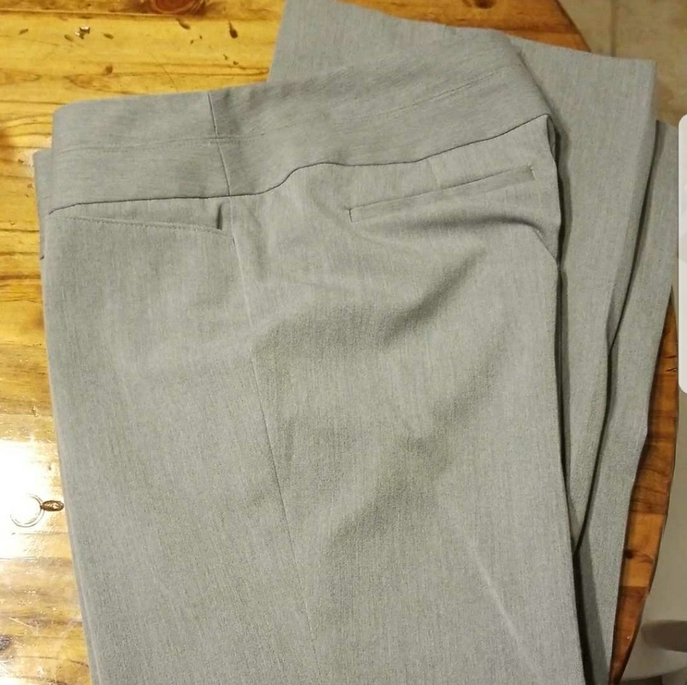 EXPRESS Editor Slacks